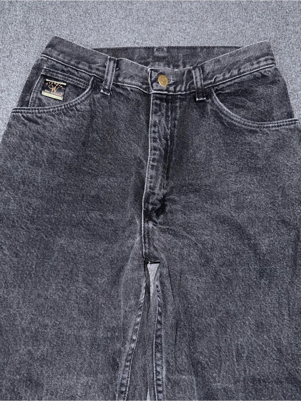 Vintage 90s Wrangler for Women Black Denim High Rise Taper Ankle Mom Jeans Sz 8